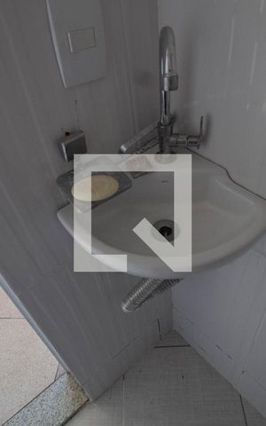 Casa à venda com 400m², 4 quartos e 2 vagas Casa à venda com 400m², 4 quartos e 2 vagasBanheiro - Área Externa