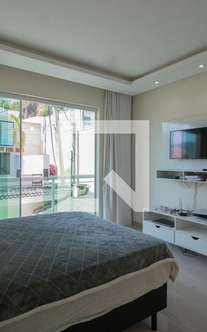 Casa à venda com 400m², 4 quartos e 2 vagas Casa à venda com 400m², 4 quartos e 2 vagasQuarto 1