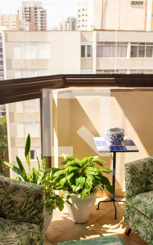 Apartamento para alugar com 130m², 3 quartos e 2 vagas Apartamento para alugar com 130m², 3 quartos e 2 vagasVaranda
