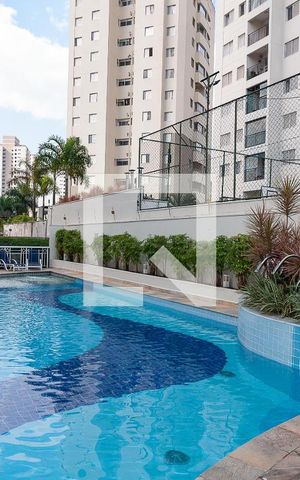 Apartamento para alugar com 50m², 2 quartos e 1 vaga Apartamento para alugar com 50m², 2 quartos e 1 vagaÁrea Comum - Piscina