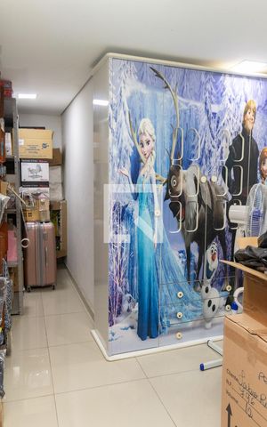 Casa à venda com 187m², 3 quartos e sem vagaÁrea externa