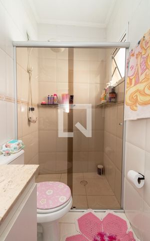 Casa à venda com 187m², 3 quartos e sem vagaBanheiro social