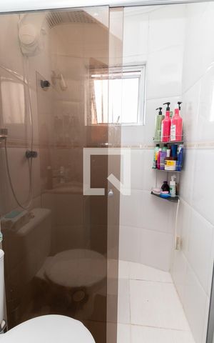 Casa à venda com 187m², 3 quartos e sem vagaBanheiro da Suíte