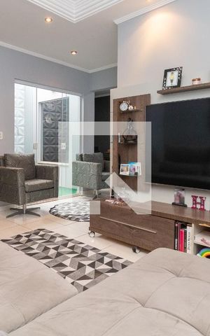 Casa à venda com 187m², 3 quartos e sem vagaSala