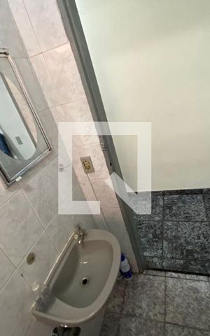 Casa à venda com 120m², 3 quartos e 1 vagaBanheiro 2