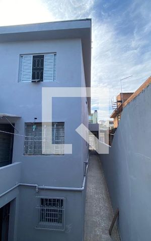 Casa à venda com 120m², 3 quartos e 1 vagaÁrea de Serviço