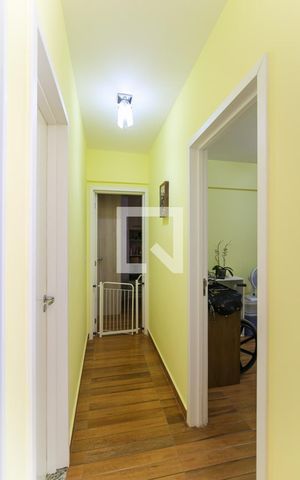 Apartamento à venda com 64m², 2 quartos e 1 vaga Apartamento à venda com 64m², 2 quartos e 1 vagaCorredor
