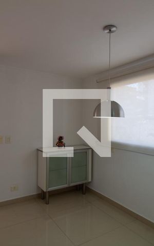 Apartamento à venda com 213m², 3 quartos e 4 vagas Apartamento à venda com 213m², 3 quartos e 4 vagasCopa