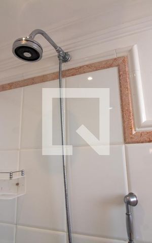 Apartamento à venda com 213m², 3 quartos e 4 vagas Apartamento à venda com 213m², 3 quartos e 4 vagasBanheiro da Suíte 3