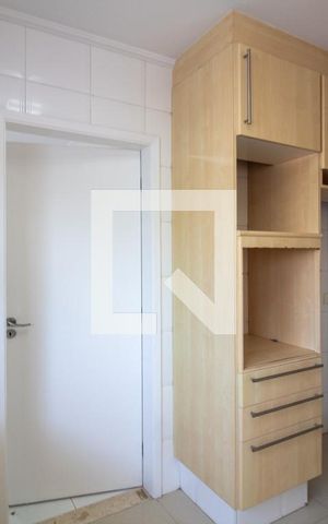 Apartamento à venda com 213m², 3 quartos e 4 vagas Apartamento à venda com 213m², 3 quartos e 4 vagasCozinha