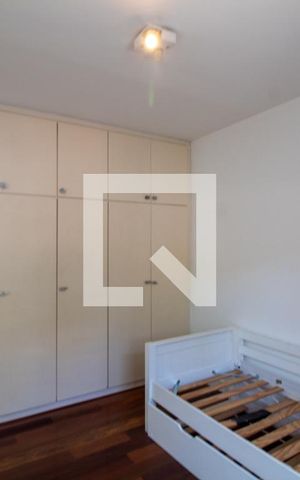 Apartamento à venda com 213m², 3 quartos e 4 vagas Apartamento à venda com 213m², 3 quartos e 4 vagasSuíte 1