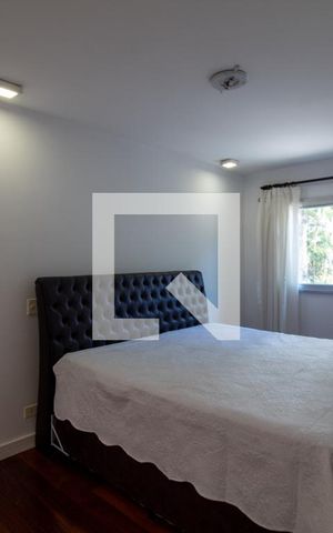 Apartamento à venda com 213m², 3 quartos e 4 vagas Apartamento à venda com 213m², 3 quartos e 4 vagasSuíte 3