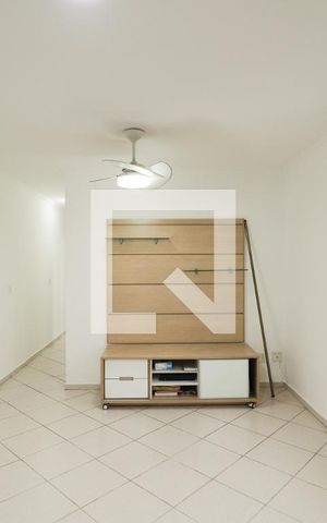 Apartamento para alugar com 49m², 2 quartos e 1 vagaSala