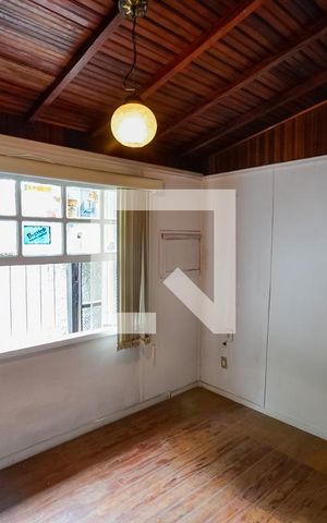 Casa à venda com 300m², 3 quartos e 1 vaga Casa à venda com 300m², 3 quartos e 1 vagaSuíte 2