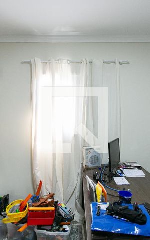 Casa à venda com 170m², 4 quartos e 2 vagasEscritório