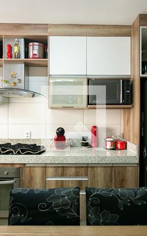 Casa à venda com 170m², 4 quartos e 2 vagasCozinha