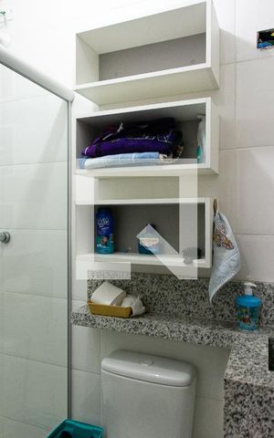 Casa à venda com 170m², 4 quartos e 2 vagasBanheiro da Suíte 2