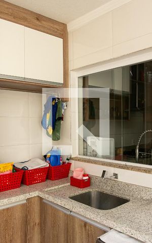 Casa à venda com 170m², 4 quartos e 2 vagasÁrea de Serviço