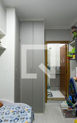 Casa à venda com 170m², 4 quartos e 2 vagasSuíte 2