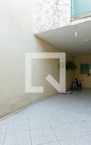 Casa à venda com 170m², 4 quartos e 2 vagasGaragem