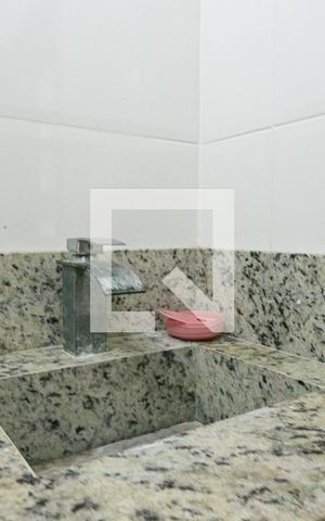 Casa à venda com 170m², 4 quartos e 2 vagasBanheiro da Suíte 3