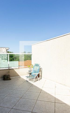 Casa à venda com 170m², 4 quartos e 2 vagasTerraço