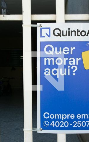 Casa à venda com 170m², 4 quartos e 2 vagasFachada - Placa