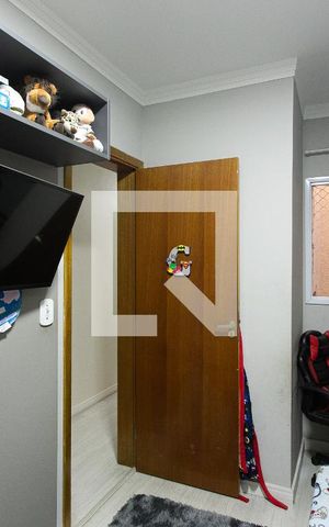 Casa à venda com 170m², 4 quartos e 2 vagasSuíte 2