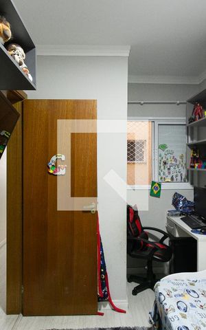 Casa à venda com 170m², 4 quartos e 2 vagasSuíte 2
