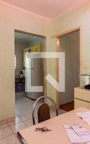 Casa à venda com 280m², 4 quartos e 4 vagas Casa à venda com 280m², 4 quartos e 4 vagasSala de Jantar
