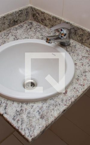 Apartamento à venda com 94m², 4 quartos e 2 vagasBanheiro Social 02