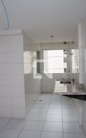 Apartamento à venda com 94m², 4 quartos e 2 vagasCozinha