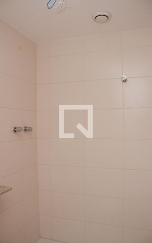 Apartamento à venda com 94m², 4 quartos e 2 vagasBanheiro Social