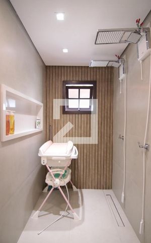 Casa à venda com 144m², 3 quartos e 1 vagaBanheiro