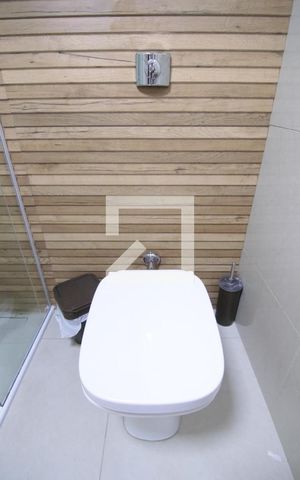 Casa à venda com 144m², 3 quartos e 1 vagaBanheiro