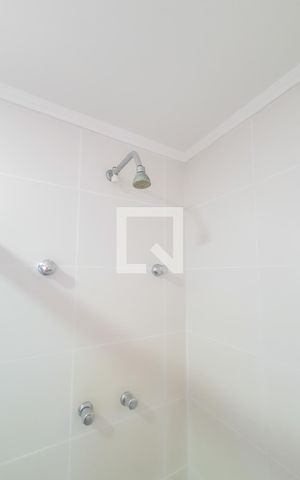 Apartamento para alugar com 149m², 3 quartos e 2 vagas Apartamento para alugar com 149m², 3 quartos e 2 vagasBanheiro 2