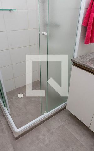 Apartamento à venda com 98m², 3 quartos e 1 vaga Apartamento à venda com 98m², 3 quartos e 1 vagaBanheiro