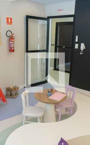 Apartamento à venda com 43m², 2 quartos e sem vagaÁrea comum