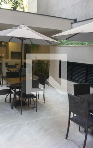 Apartamento à venda com 43m², 2 quartos e sem vagaÁrea comum - Churrasqueira
