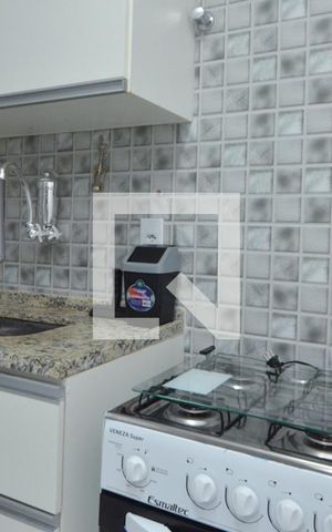 Studio para alugar com 35m², 1 quarto e sem vaga Studio para alugar com 35m², 1 quarto e sem vagaCozinha