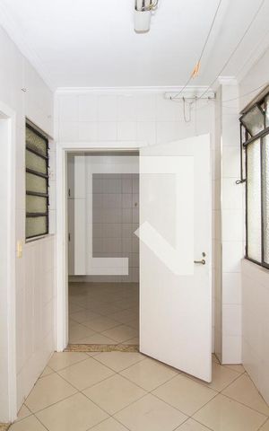 Apartamento à venda com 115m², 3 quartos e 1 vagaÁrea de Serviço