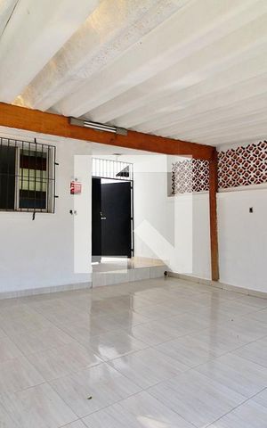 Casa à venda com 147m², 3 quartos e 2 vagasGaragem