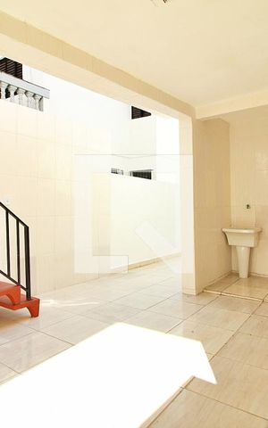 Casa à venda com 147m², 3 quartos e 2 vagasÁrea de Serviço