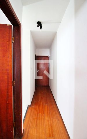 Casa à venda com 147m², 3 quartos e 2 vagasCorredor