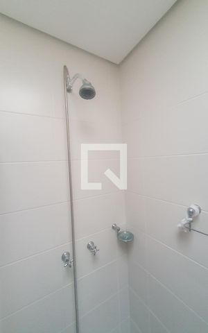 Casa para alugar com 219m², 4 quartos e 4 vagas Casa para alugar com 219m², 4 quartos e 4 vagasBanheiro 3