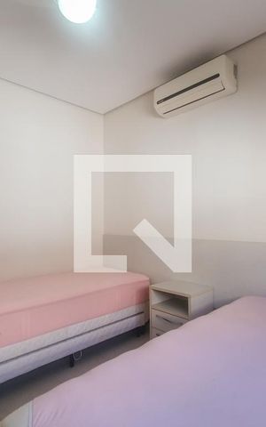 Casa para alugar com 219m², 4 quartos e 4 vagas Casa para alugar com 219m², 4 quartos e 4 vagasQuarto 2