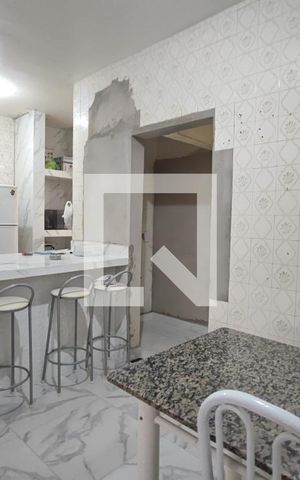 Casa à venda com 330m², 4 quartos e 1 vagaCozinha e Copa