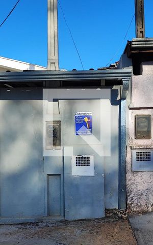 Casa à venda com 330m², 4 quartos e 1 vagaPLACA INSTALADA NA FACHADA