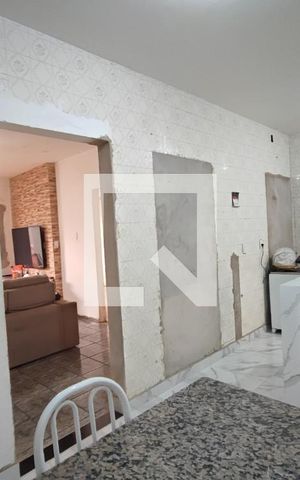 Casa à venda com 330m², 4 quartos e 1 vagaCozinha e Copa