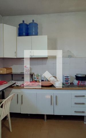 Casa à venda com 330m², 4 quartos e 1 vagaEdícula - Cozinha